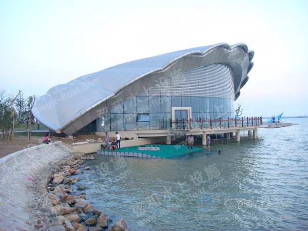 ���K�������[�����к��ȼ����_Ļ��ˮ����ƽ̨���x��Ƭ