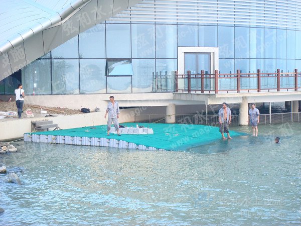 ���K�������[�����к��ȼ����_Ļ��ˮ����ƽ̨���x��Ƭ